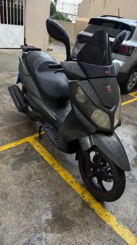 Citycom 300 i , preto fosco 