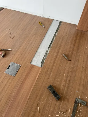 SÒ reparos e consertos piso laminado / Whatts 9.4027.1615