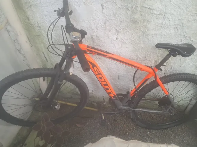 Bicicleta south, com marcha