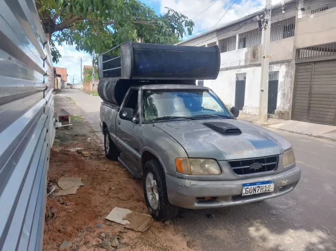 Chevrolet S10 Pick-up Std. 2.2 MPFI / EFI 1997