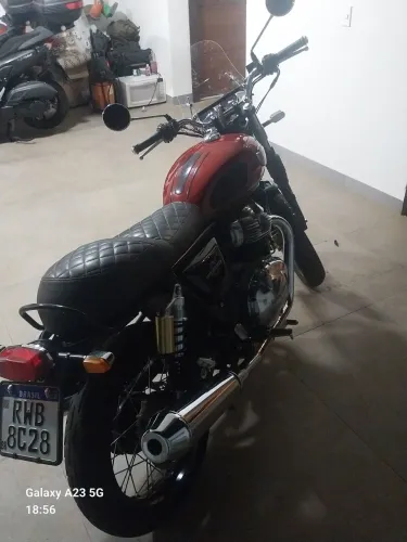 Interceptor 650 único dono, moto com procedência