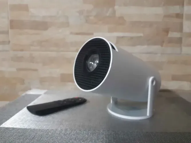 Projetor HY300
