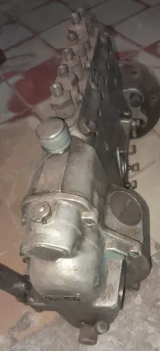 BOMBA INJETORA DO CAMINHÃO 321