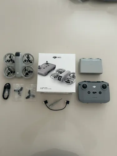 COMBO DRONE DJI NEO + CASE