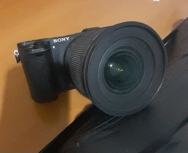 Camera Sony Alpha 6500