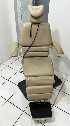 Cadeira de estética 