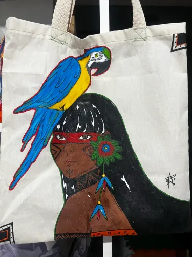 Ecobag com pintura feita à mão