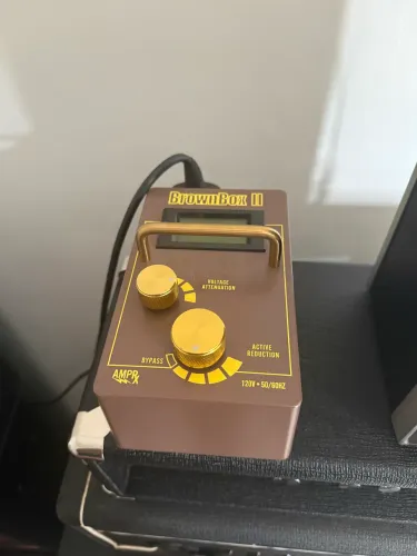 Brownbox II Atenuador de Força para Amplificadores Vintage