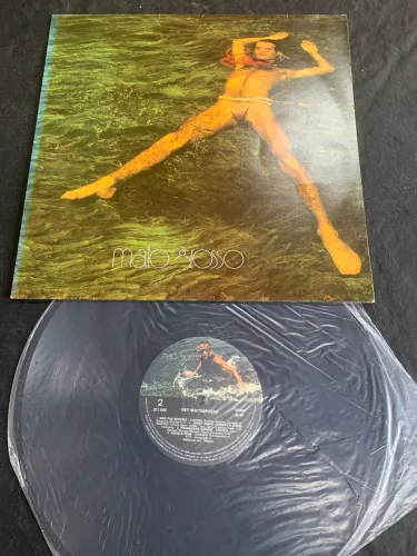 Grandes Intérpretes, NEY MATOGROSSO em vinil
