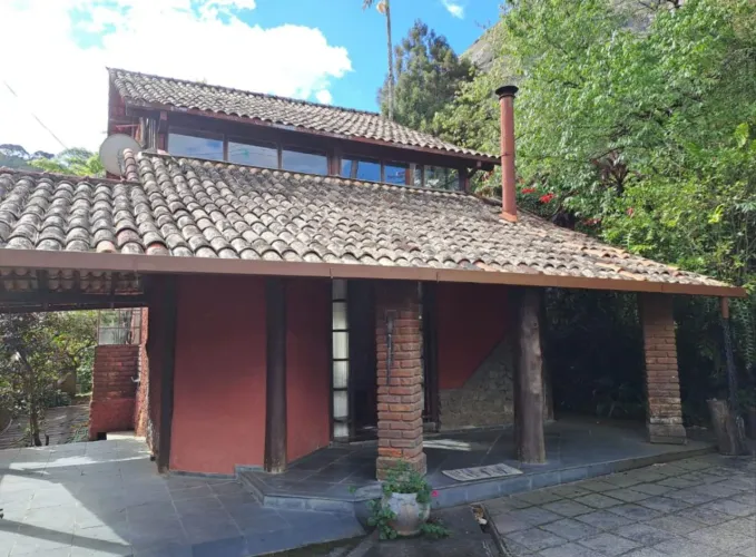 Casa Cônego, Melhor Local do Bairro, Venda Rápida 2/3 do valor. 1°Q chegar financ. Proprio