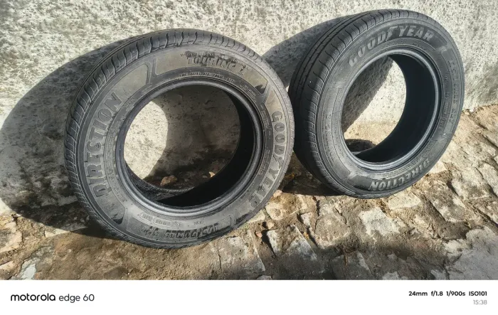 2 PNEUS GOODYEAR
