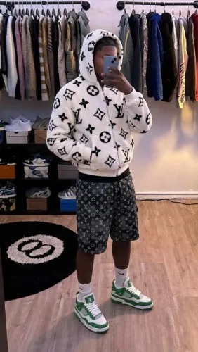 Bermuda louis vuitton cinza monogram