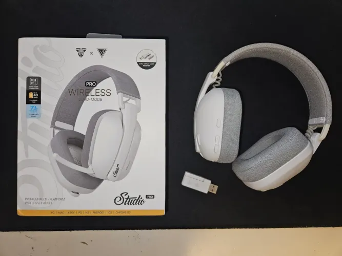 Headset Bluetooth e Wireless com USB - Fantech Studio Pro