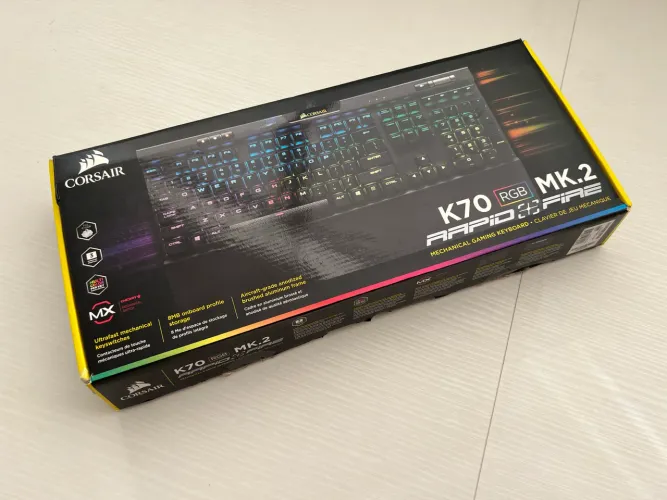 Teclado Mecânico RGB Gamer Corsair K70 Rapidfire MK.2 Cherry MX Speed