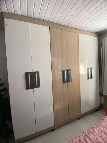 Guarda roupa casal