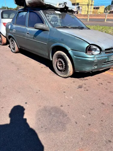 Peças Chevrolet Corsa Sedan MPFI - Motor Câmbio Lataria - DETRAN