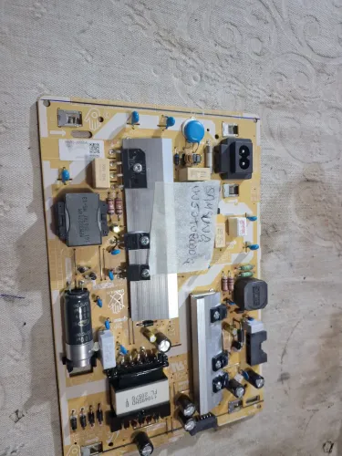 Placa fonte samsung un50tu8000g