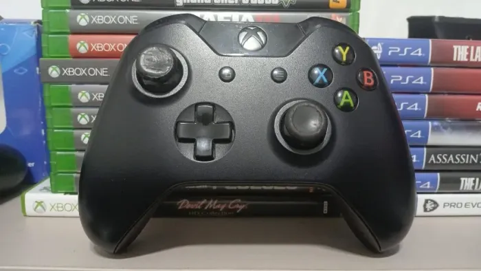 Controle Xbox One Original (Analogico esquerdo ruim)