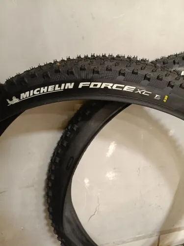 Par de pneus Michelin XC Tubeless ready 2.25 novos