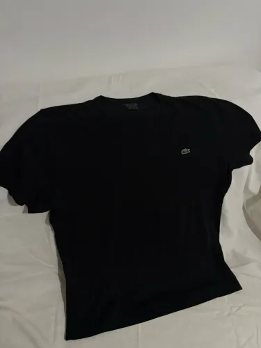 T-shirt Lacoste Algodão Pima Original (Gola em V) - Perfeito Estado - Tamanho GG