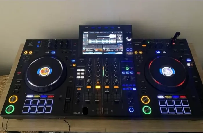 Controladora Pioneer XDJ-AZ Alpha Theta