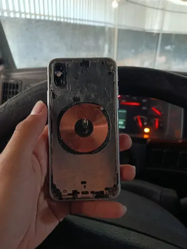 iPhone xs com defeito