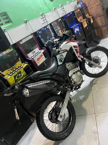 Xre 300
