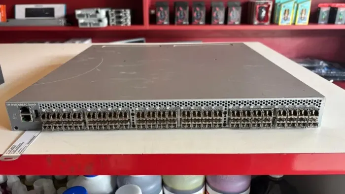 SWITCH DE REDE  HP SN6000B 