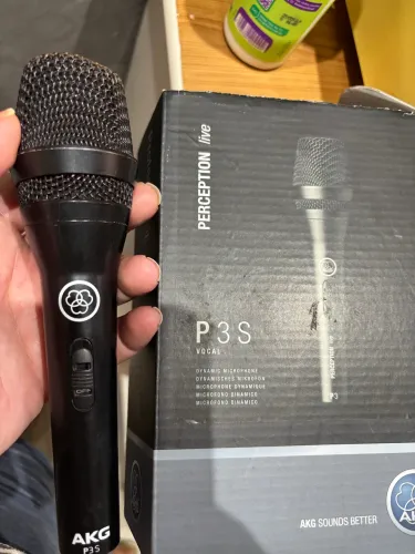 Microfone AKG P3S