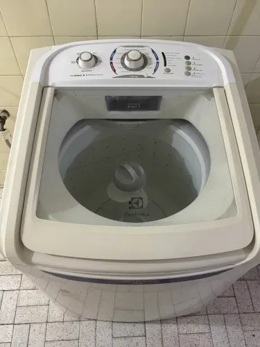 Máquina de lavar Electrolux 13kg