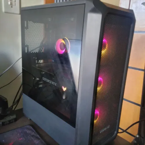 Gabinete Gamer Cougar Archon Mesh RGB 2