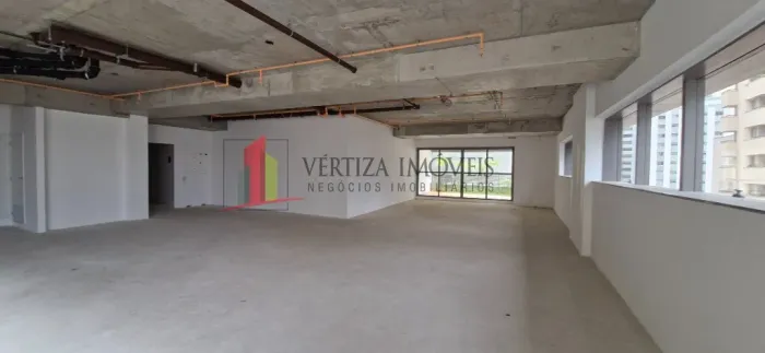 Sala comercial NOVA para locação com 183m² no Metrô Conceição