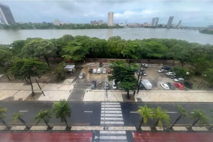 Apartamento na Rua da Aurora 140 m² | 3 Quartos