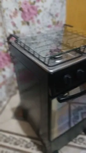Vende-se fogão atlas fucinando perfeitamente as 4 bocas eo forno
