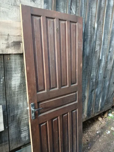 Porta madeira boa