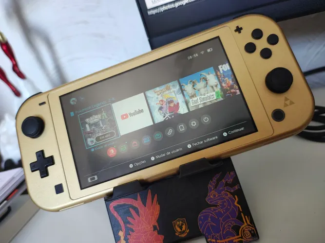 Nintendo Switch Lite Hyrule Edition