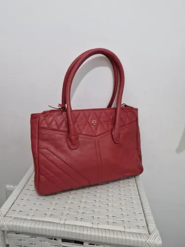 Bolsa le postiche vermelha couro legitimo