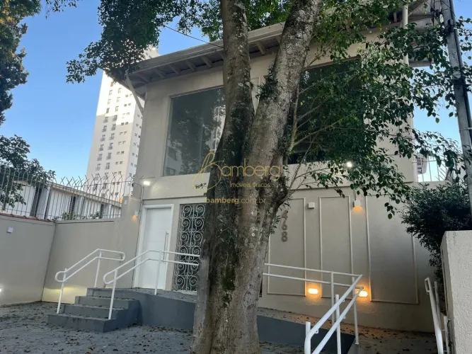 Casa Comercial para Venda ou Locação no Alto da Boa Vista alto padrão