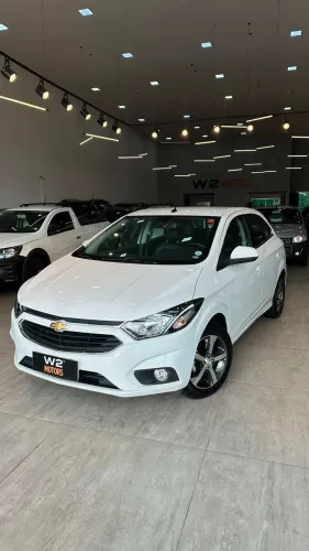 Chevrolet Onix Hatch LTZ 1.4 8V Flex Power Mec. 4P 2017