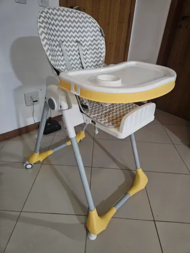 Cadeira de Alimentação Infantil