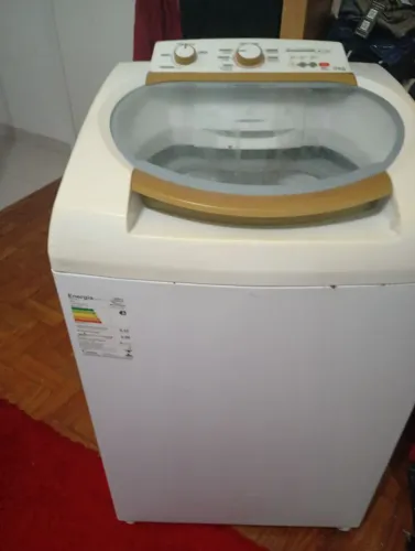 Vendo uma máquina de lavar de 11kg marca Brastemp valor 500 reais