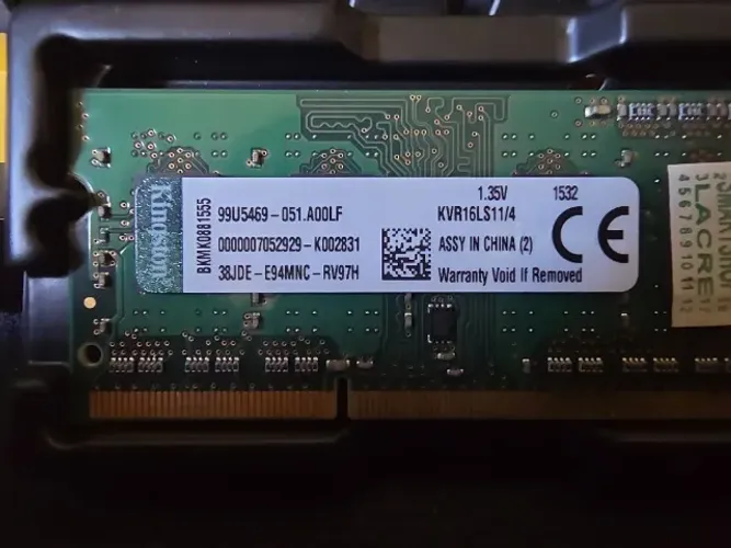Kit 2 memórias (4gb cada) - DDR3 1600 - Notebook - SMART e Kingston