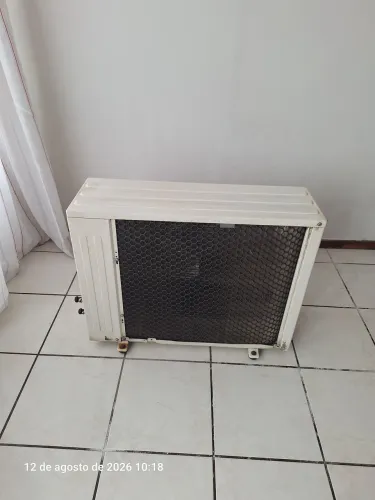 Ar-condicionado Midea