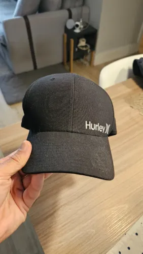 Boné Hurley Novo Tamanho P - M, Trazido dos USA