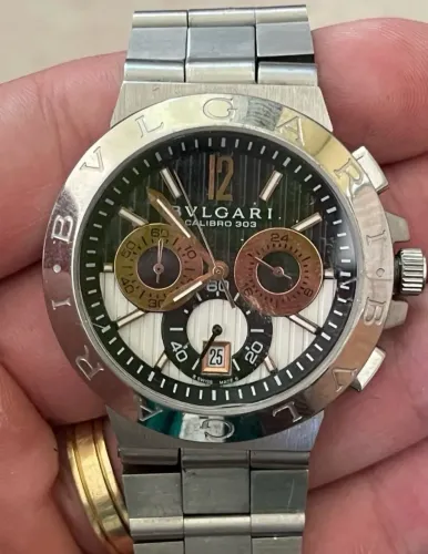 Relógio Bvlgari Diagono Calibro 303 Chronograph - Luxo e Precisão Suíça