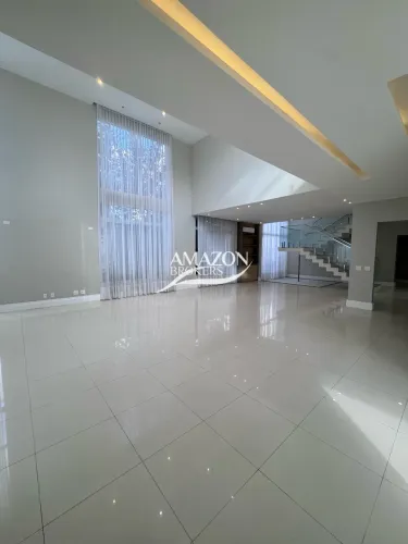Jardim Europa - 900m2 - 05 suítes - 04 vagas - Casa na Ponta Negra - Alugo