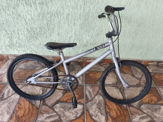 Bicicleta Caloi Expert