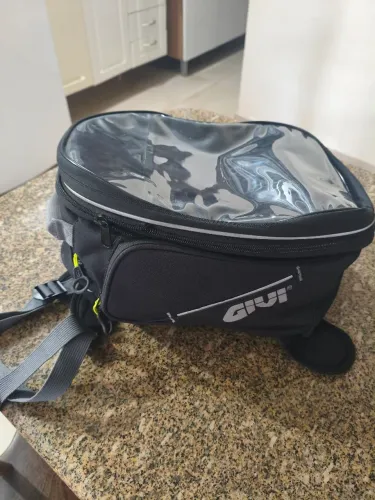 Bolsa de tanque GIVI EA102B 25/28 litros