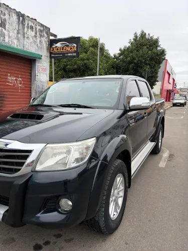 Toyota Hilux CD SRV D4-d 4X4 3.0 TDI Diesel AUT 2012