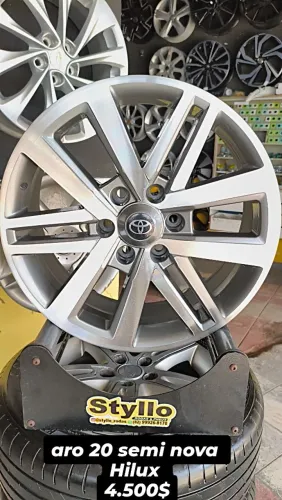 aro 20 Hilux semi nova <br><br>4500$$